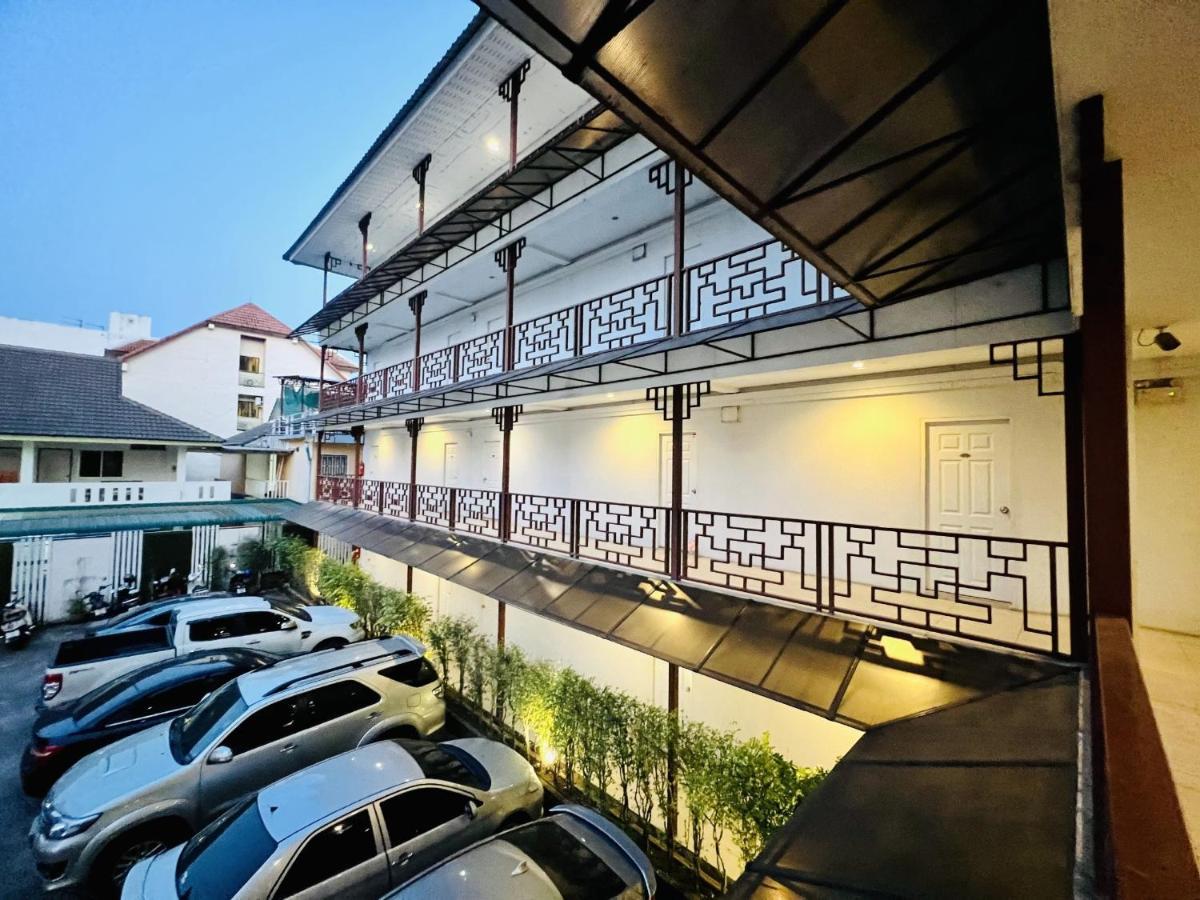 Inn Kham Apartment Chiang Mai Exteriör bild