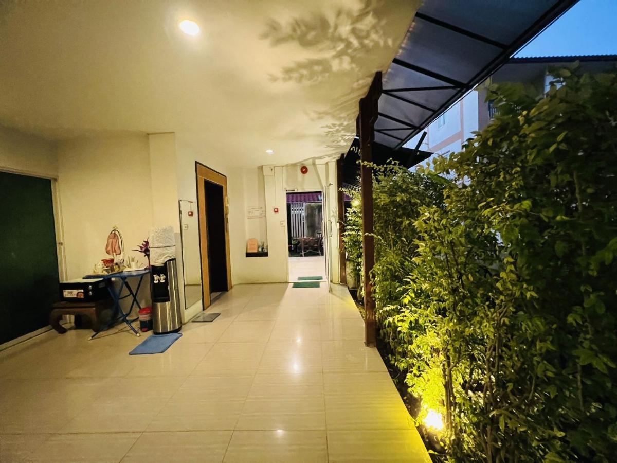 Inn Kham Apartment Chiang Mai Exteriör bild